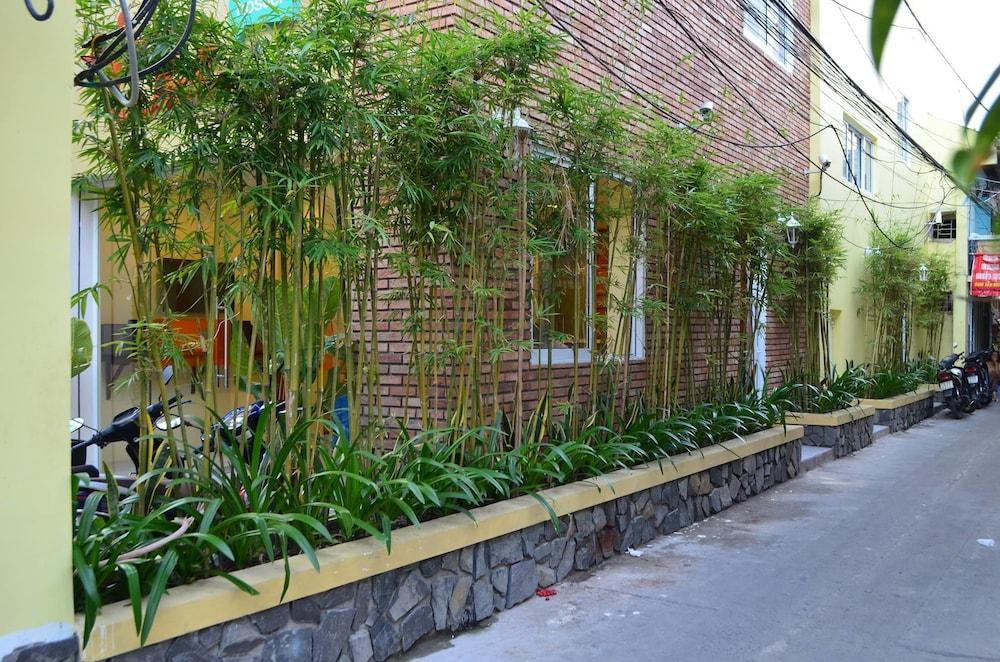 Tabalo Hostel Nha Trang Exteriör bild